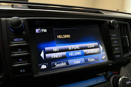 valkoinen Toyota RAV4 2018 kuva 15.