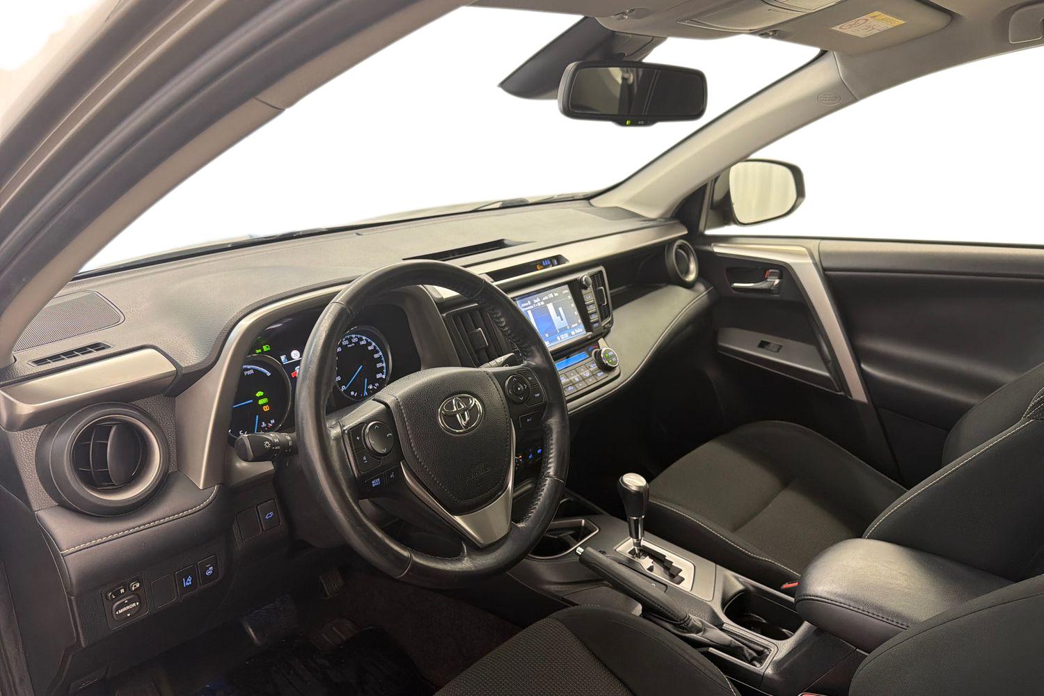 Toyota RAV4 2018, kuva 6/25