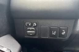 ruskea (beige) Toyota RAV4 2018 kuva 7.