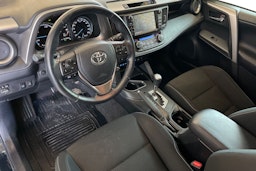 sininen Toyota RAV4 2018 kuva 7.
