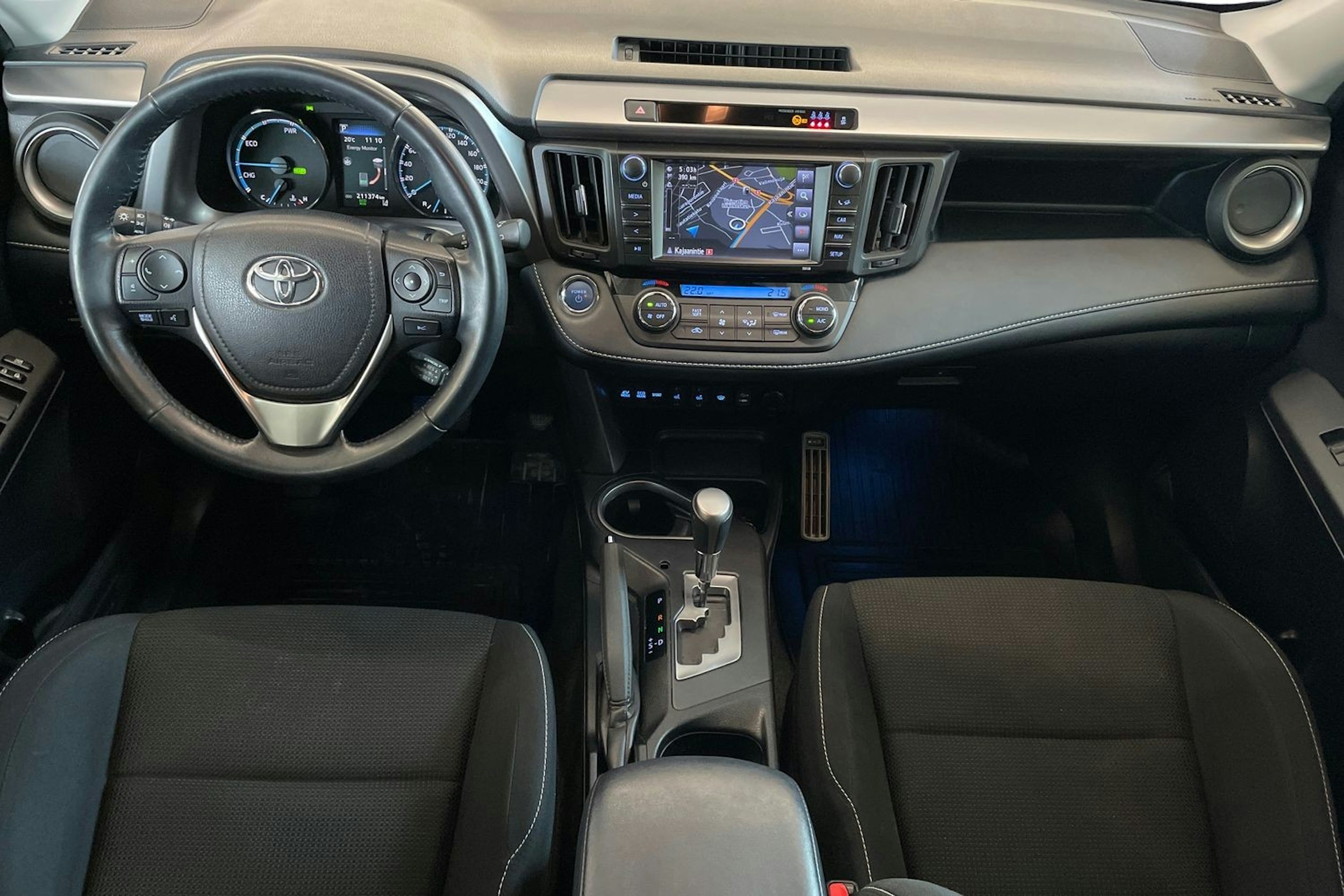 sininen Toyota RAV4 2018 kuva 9.