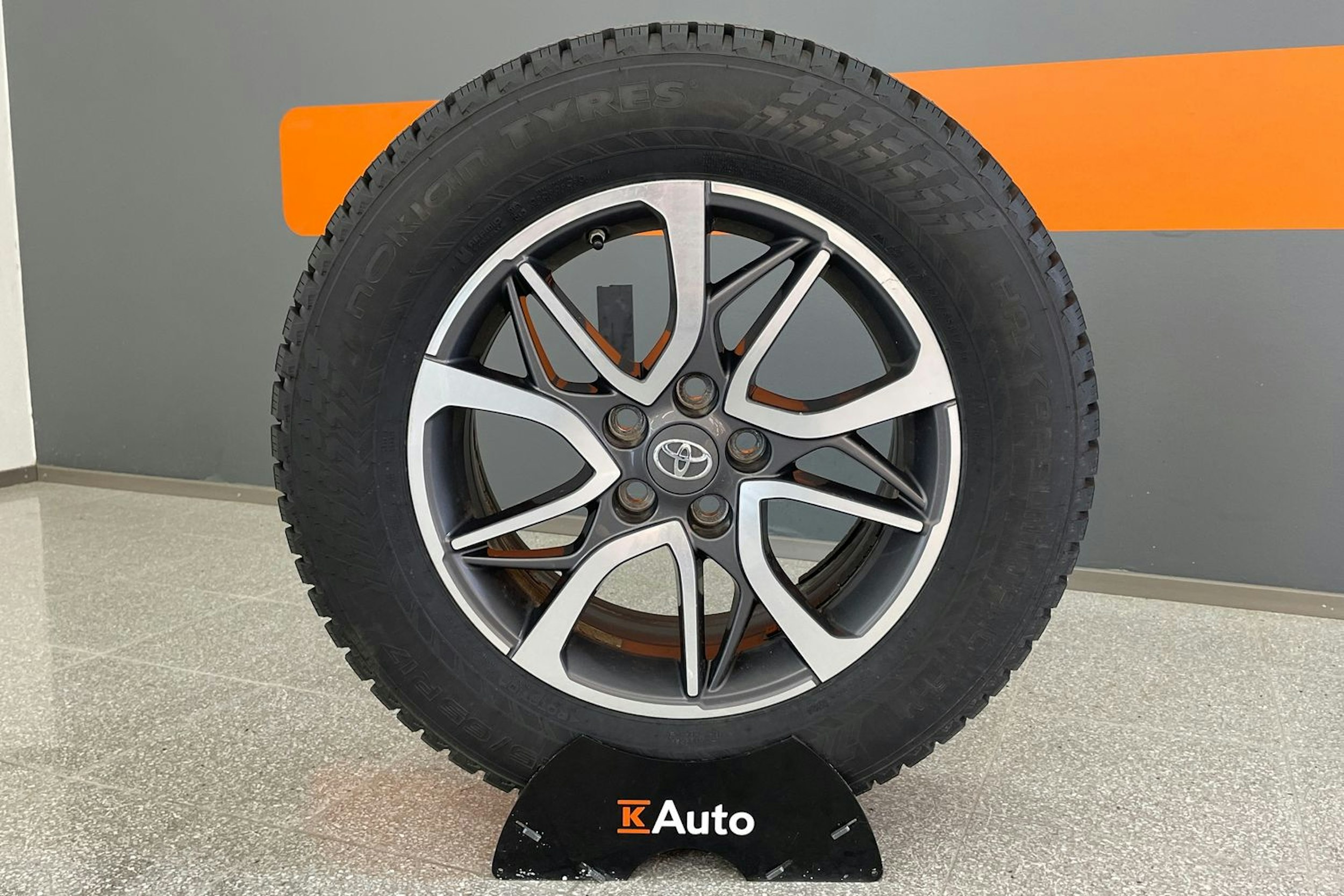 sininen Toyota RAV4 2018 kuva 13.