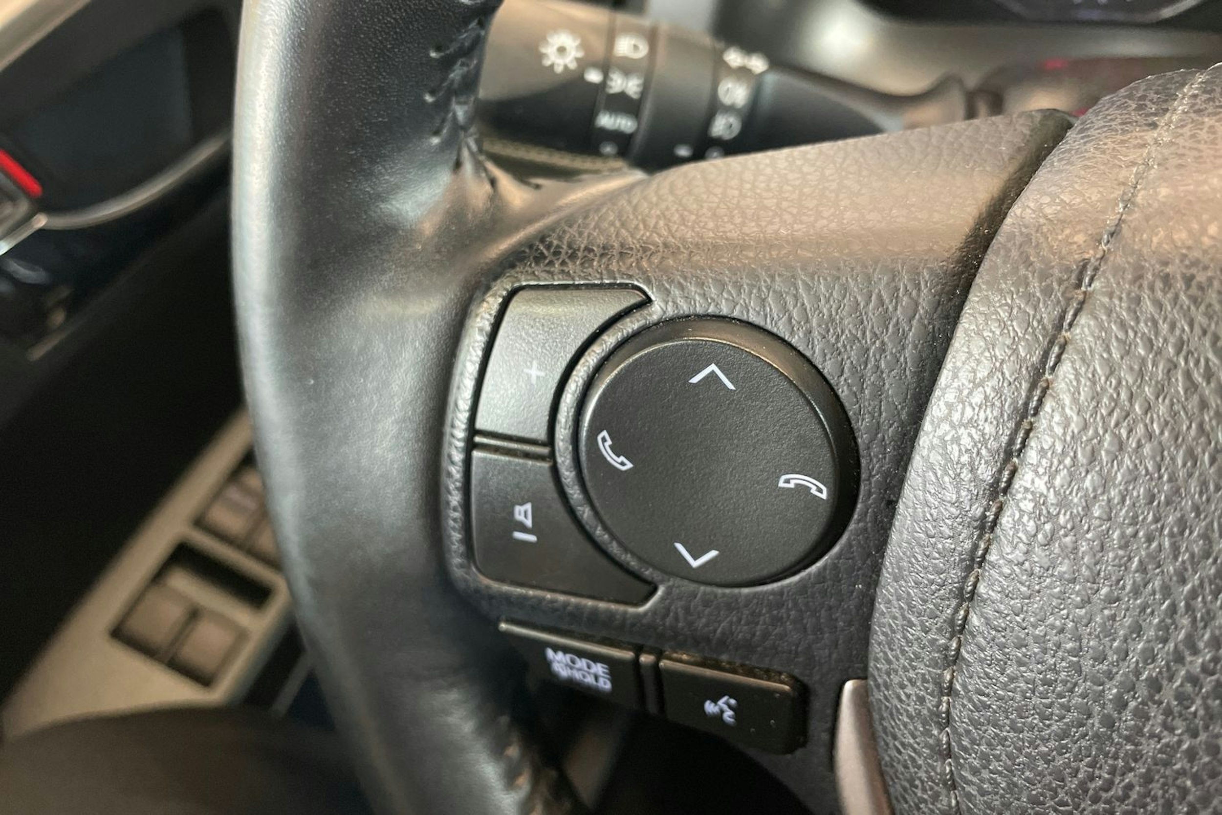 sininen Toyota RAV4 2018 kuva 17.