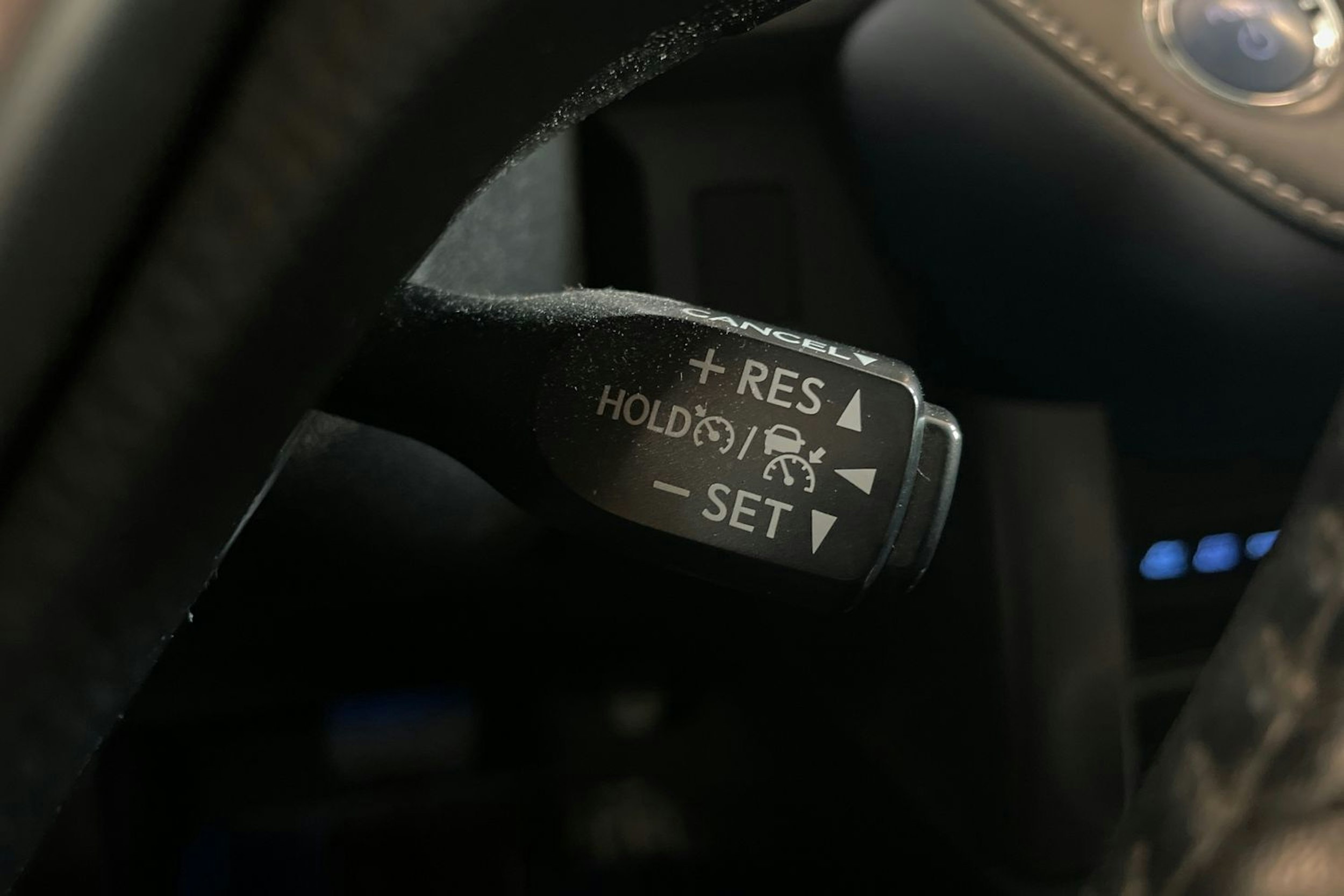 sininen Toyota RAV4 2018 kuva 19.