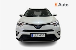 valkoinen Toyota RAV4 2018 kuva 5.