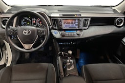 valkoinen Toyota RAV4 2018 kuva 9.