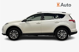 valkoinen Toyota RAV4 2018 kuva 6.