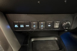 valkoinen Toyota RAV4 2018 kuva 20.