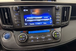 valkoinen Toyota RAV4 2018 kuva 23.