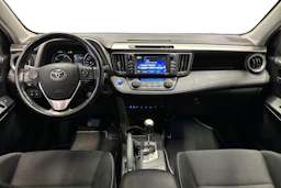 valkoinen Toyota RAV4 2018 kuva 7.