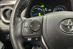 valkoinen Toyota RAV4 2018 kuva 19.