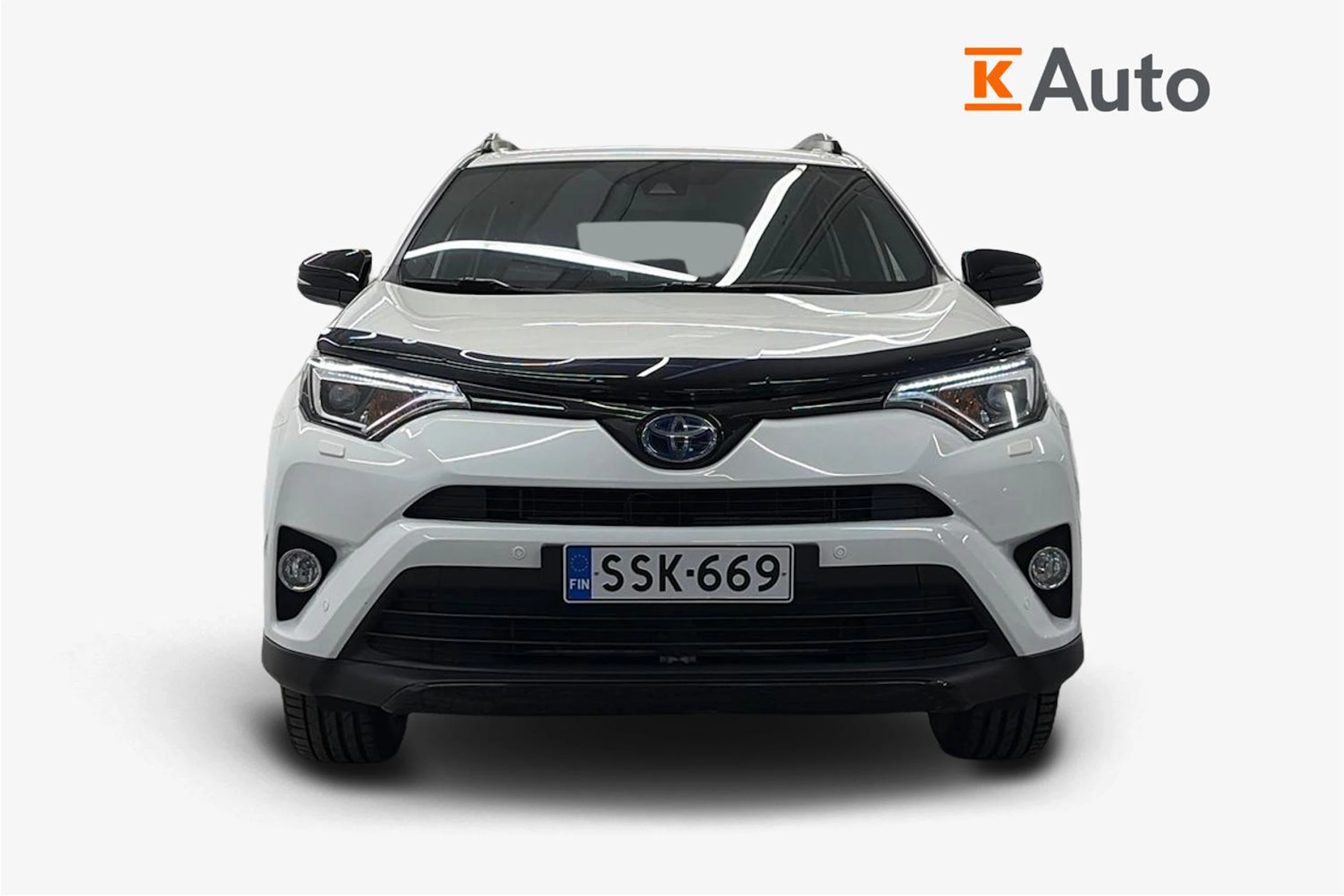 valkoinen Toyota RAV4 2018 kuva 4.