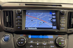 valkoinen Toyota RAV4 2018 kuva 19.