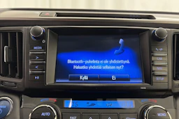 valkoinen Toyota RAV4 2018 kuva 21.