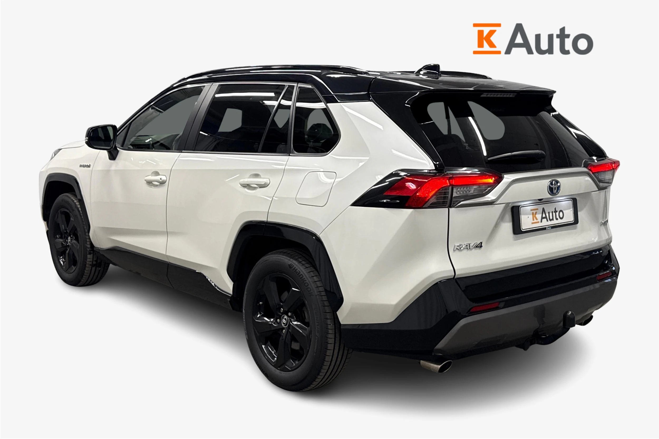 valkoinen Toyota RAV4 2019 kuva 3.