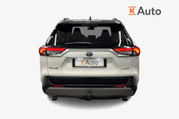 valkoinen Toyota RAV4 2019 kuva 4.
