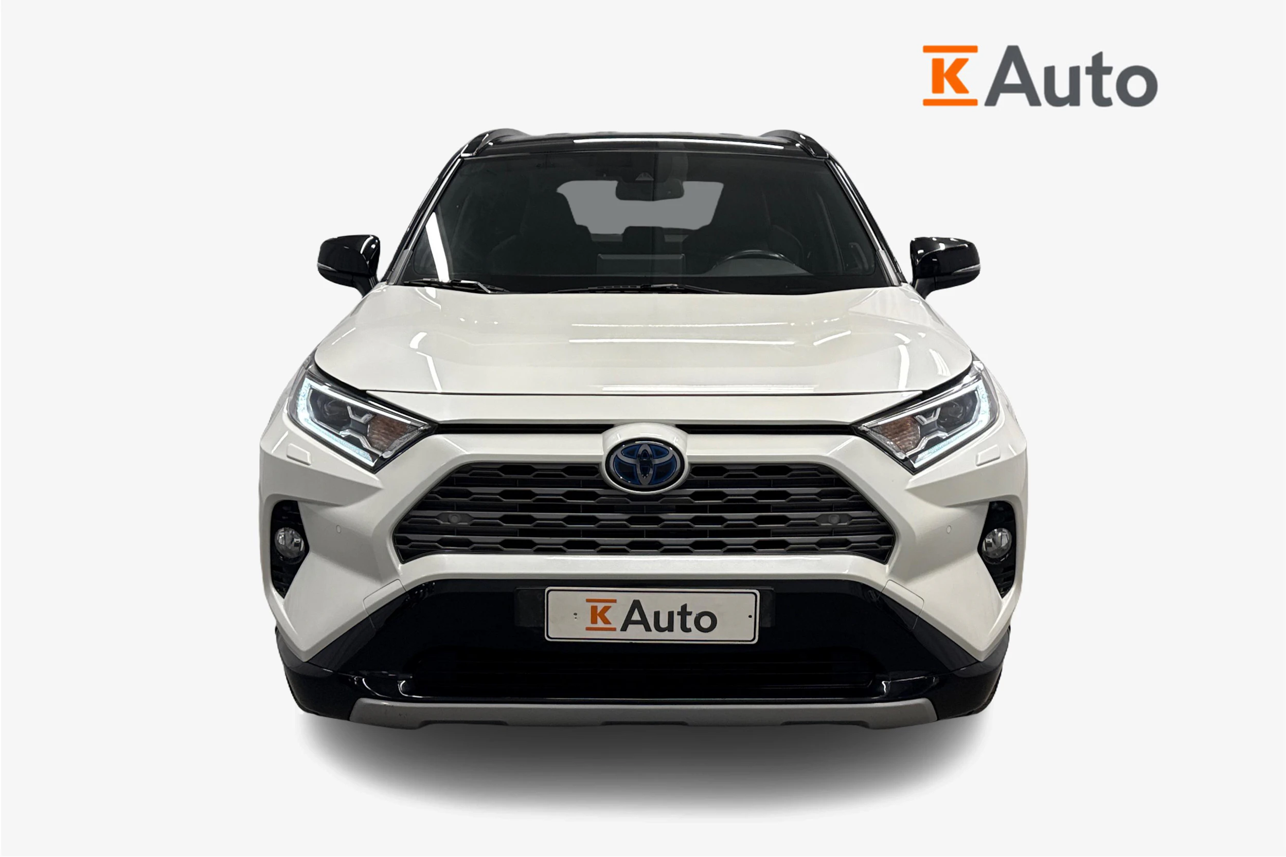 valkoinen Toyota RAV4 2019 kuva 5.