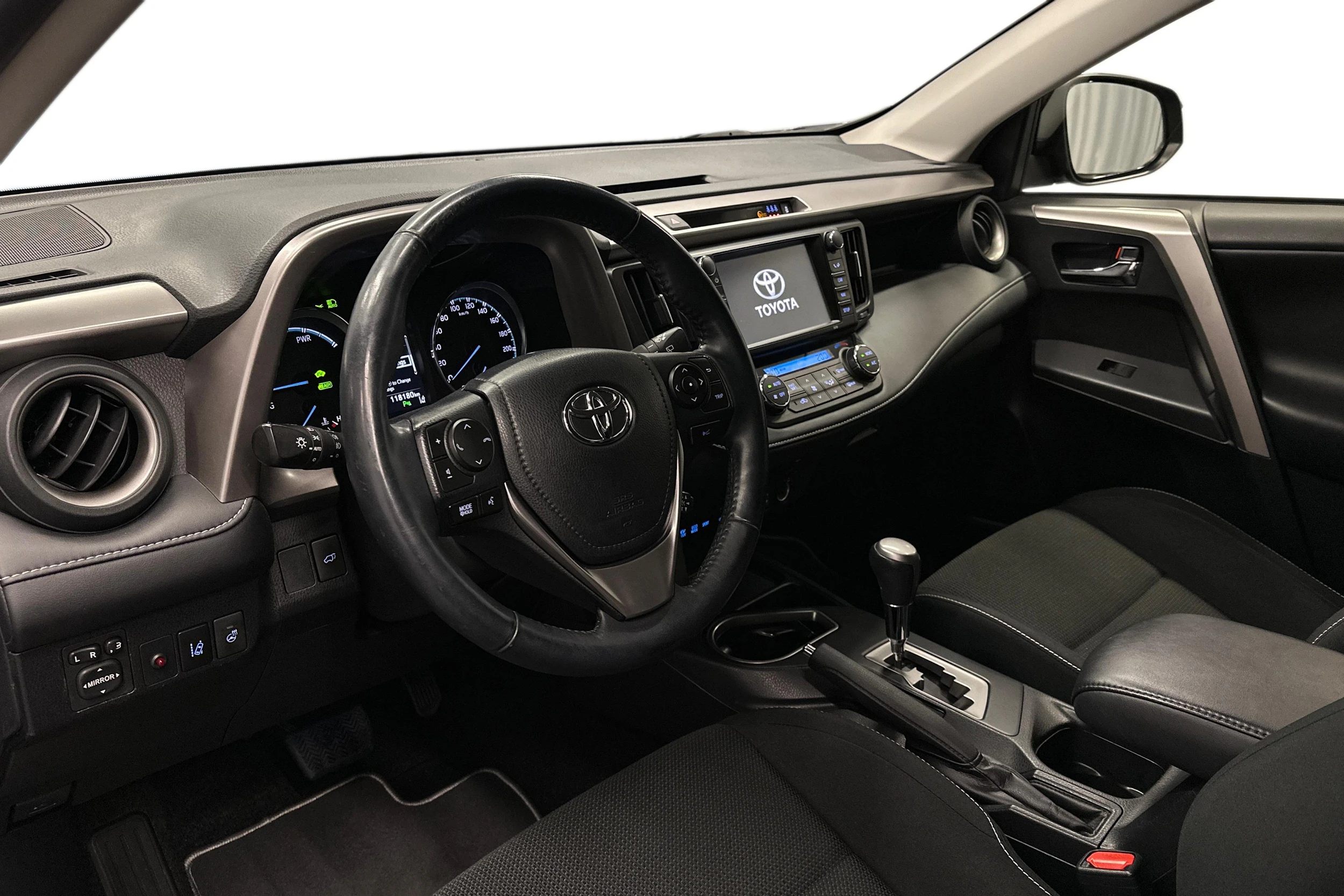 met. musta Toyota RAV4 2019 kuva 8.
