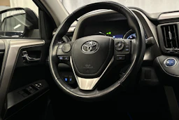 met. musta Toyota RAV4 2019 kuva 19.