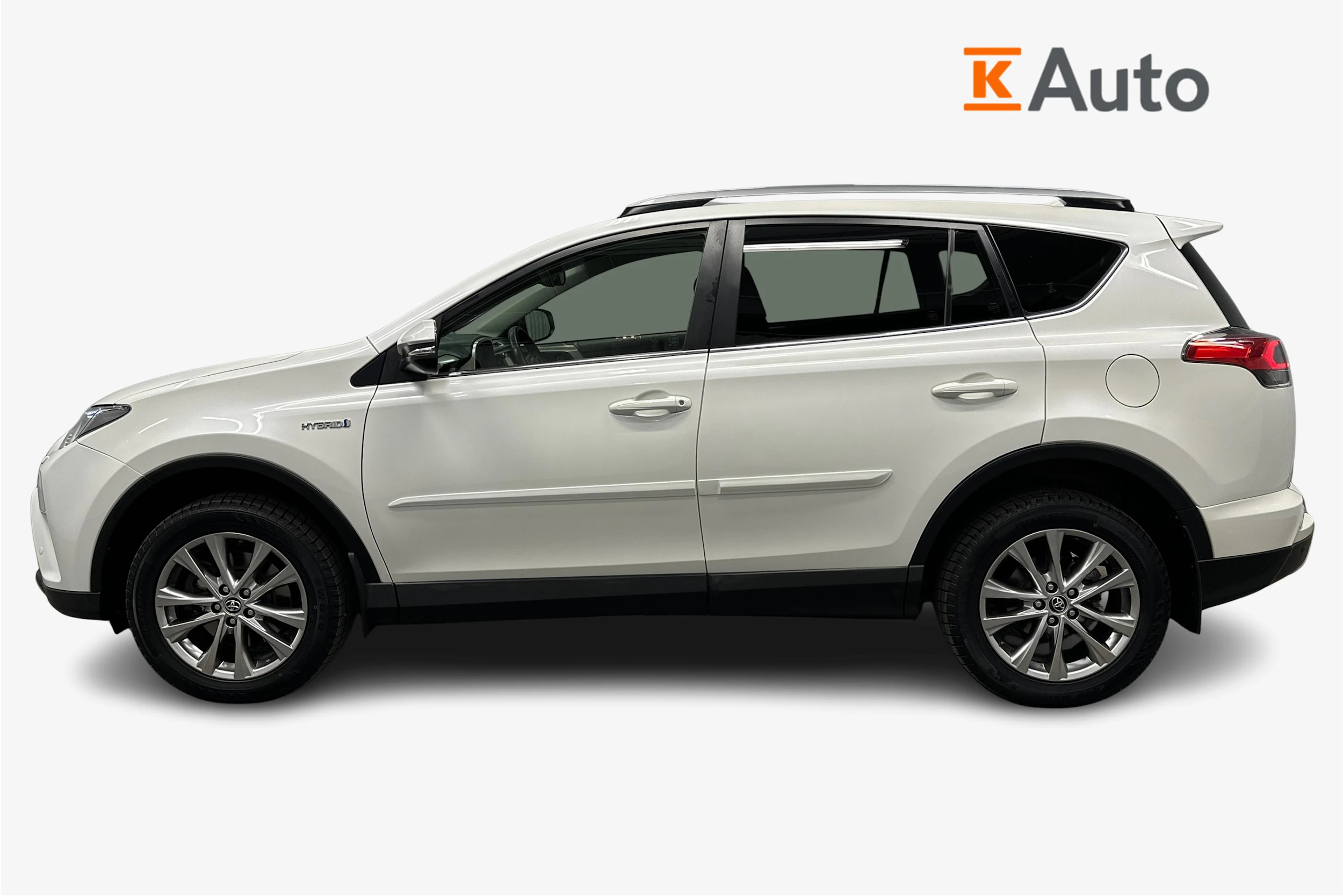 valkoinen Toyota RAV4 2019 kuva 7.