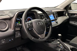 valkoinen Toyota RAV4 2019 kuva 8.
