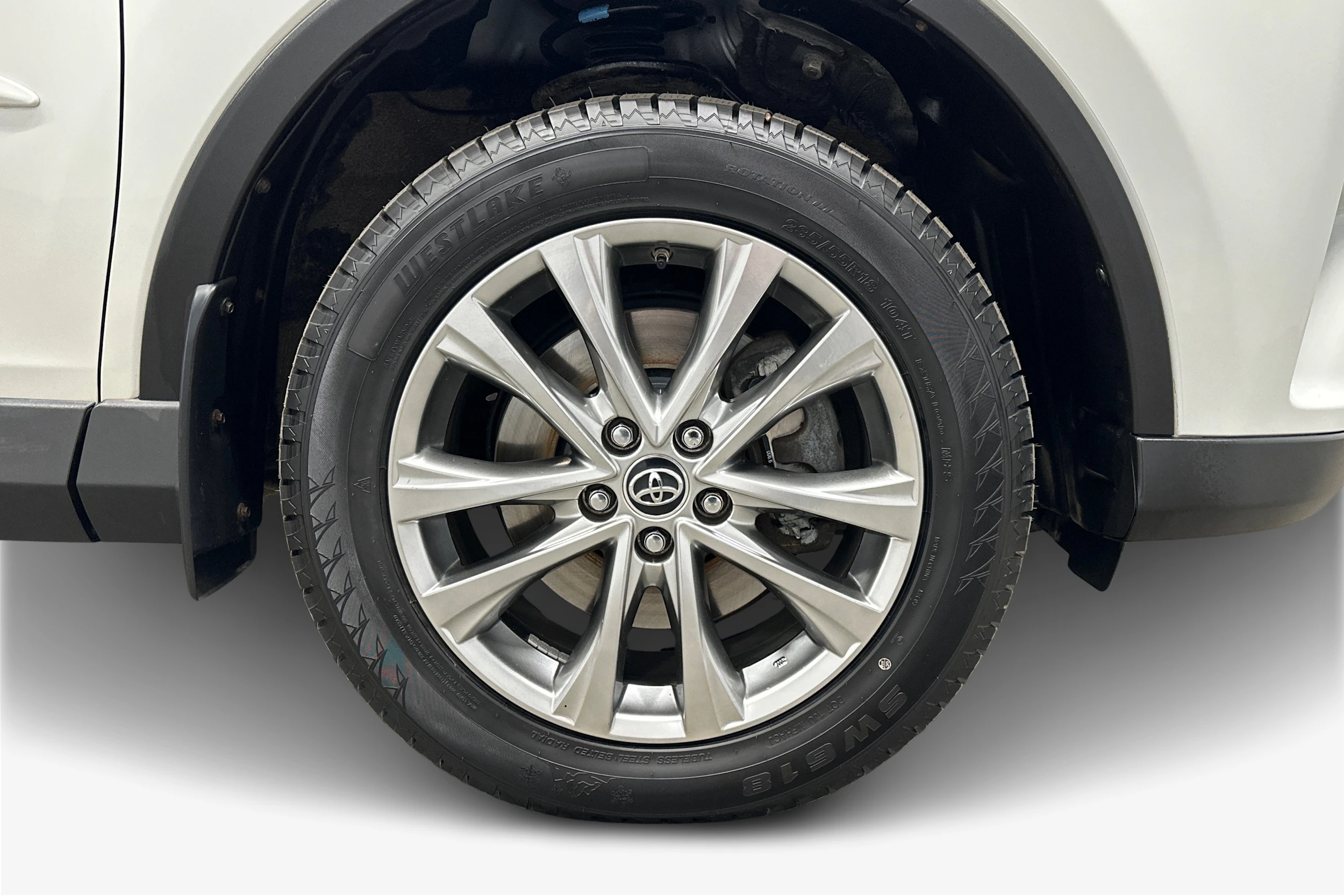 valkoinen Toyota RAV4 2019 kuva 12.