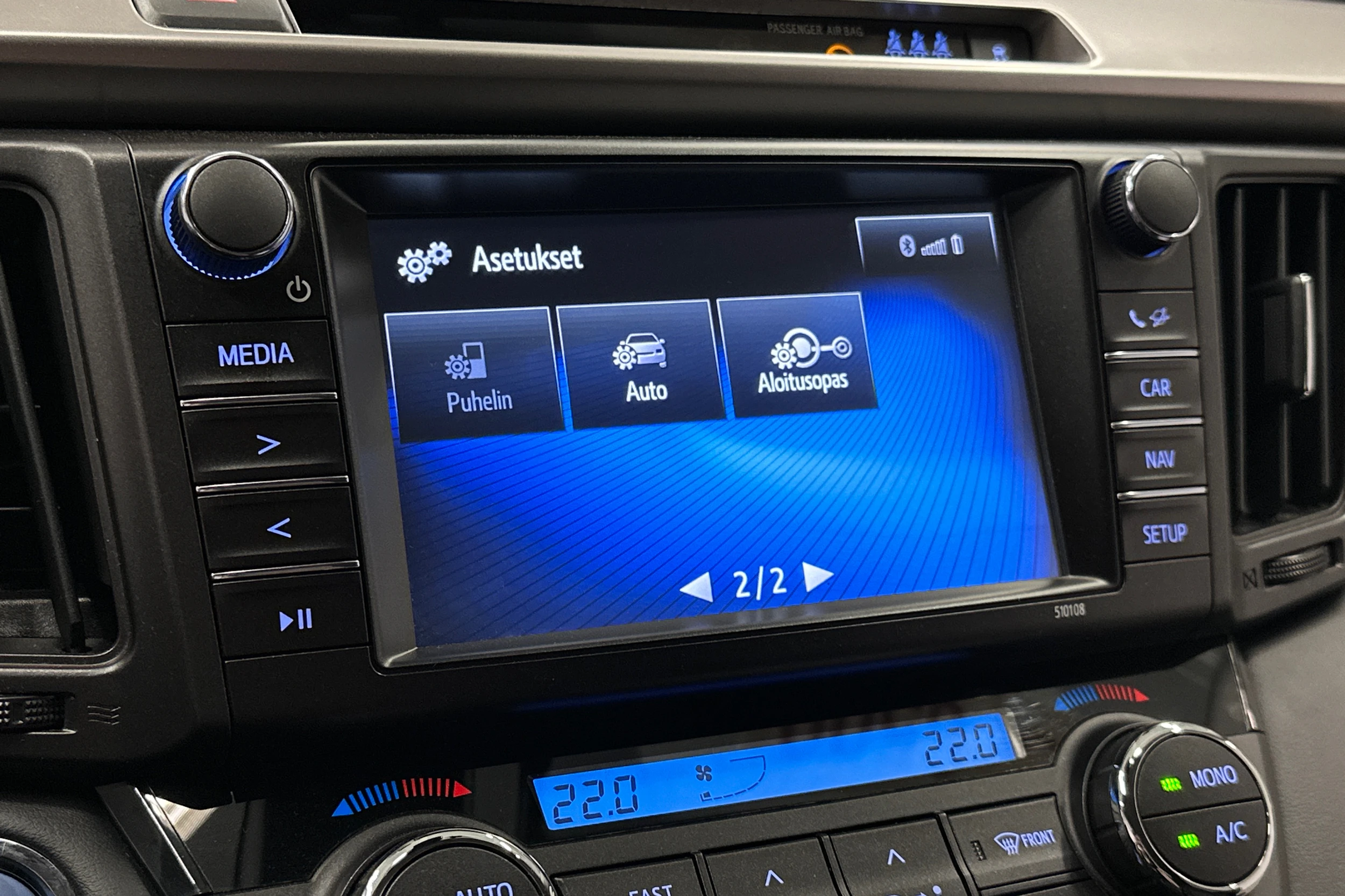 valkoinen Toyota RAV4 2019 kuva 20.
