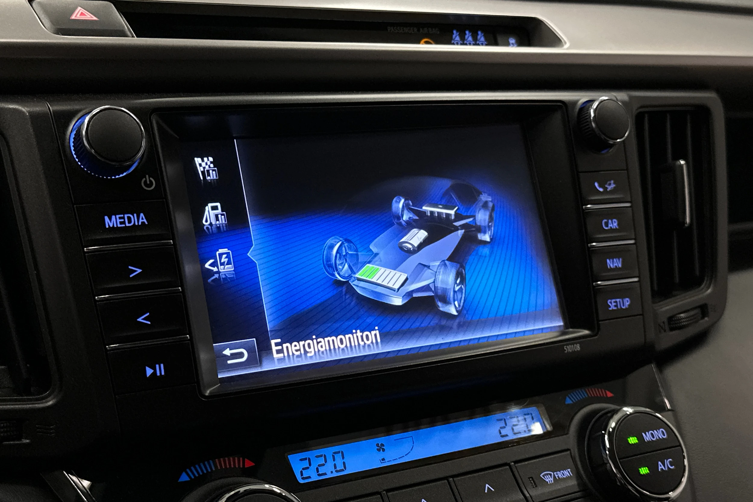 valkoinen Toyota RAV4 2019 kuva 23.