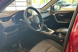 punainen Toyota RAV4 2019 kuva 3.