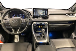 Harmaa Toyota RAV4 2019 kuva 9.