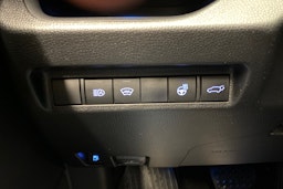 Harmaa Toyota RAV4 2019 kuva 16.