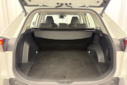 valkoinen Toyota RAV4 2019 kuva 11.