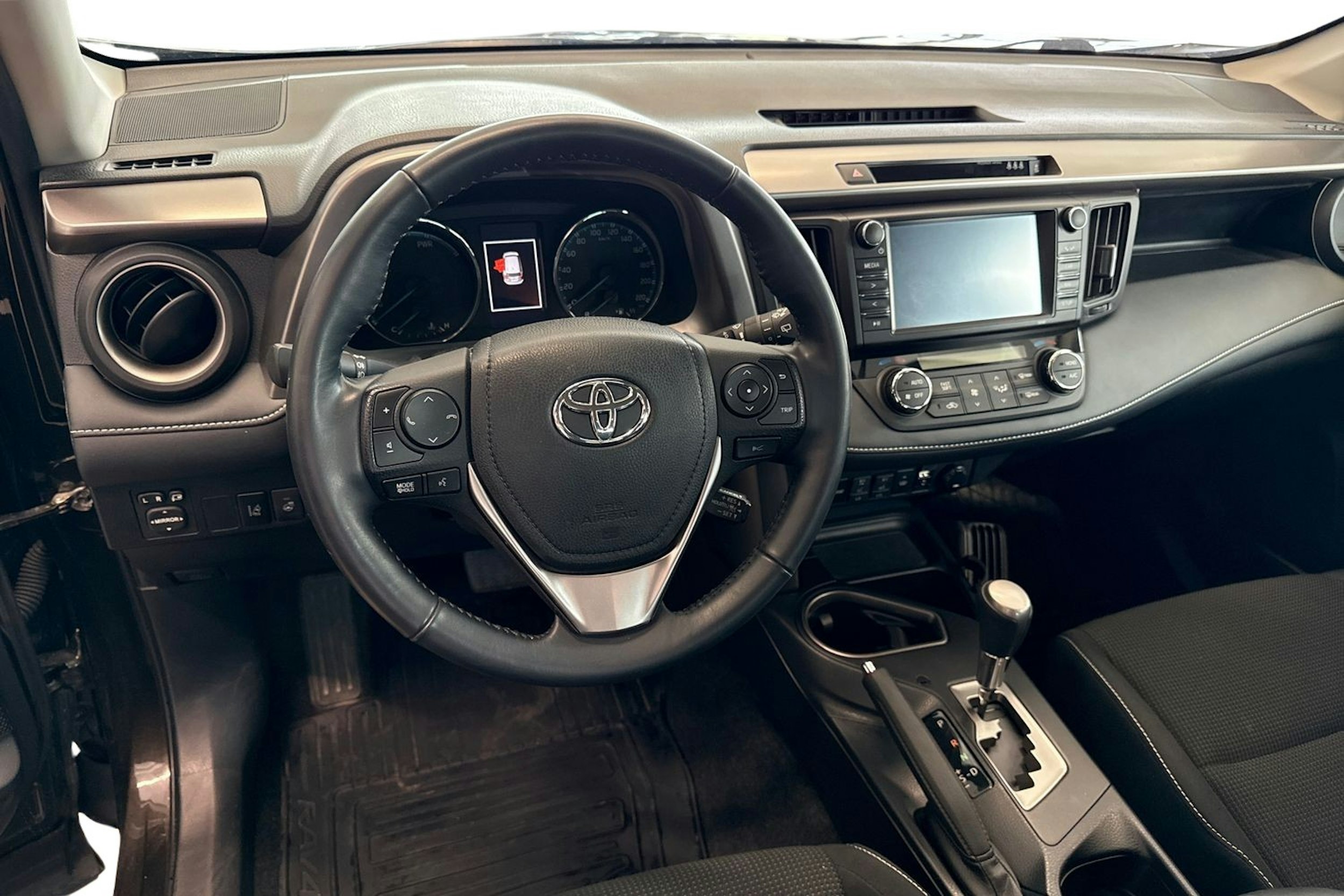 ruskea (beige) Toyota RAV4 2019 kuva 7.