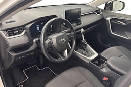 valkoinen Toyota RAV4 2019 kuva 7.
