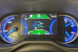 valkoinen Toyota RAV4 2019 kuva 17.