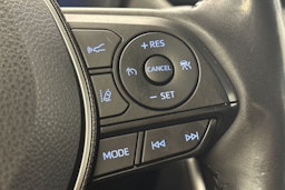 valkoinen Toyota RAV4 2019 kuva 18.