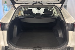 valkoinen Toyota RAV4 2019 kuva 21.
