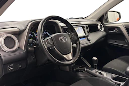 valkoinen Toyota RAV4 2019 kuva 6.