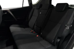 valkoinen Toyota RAV4 2019 kuva 8.