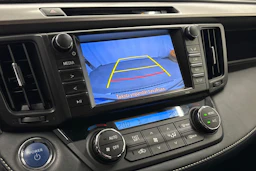 valkoinen Toyota RAV4 2019 kuva 16.