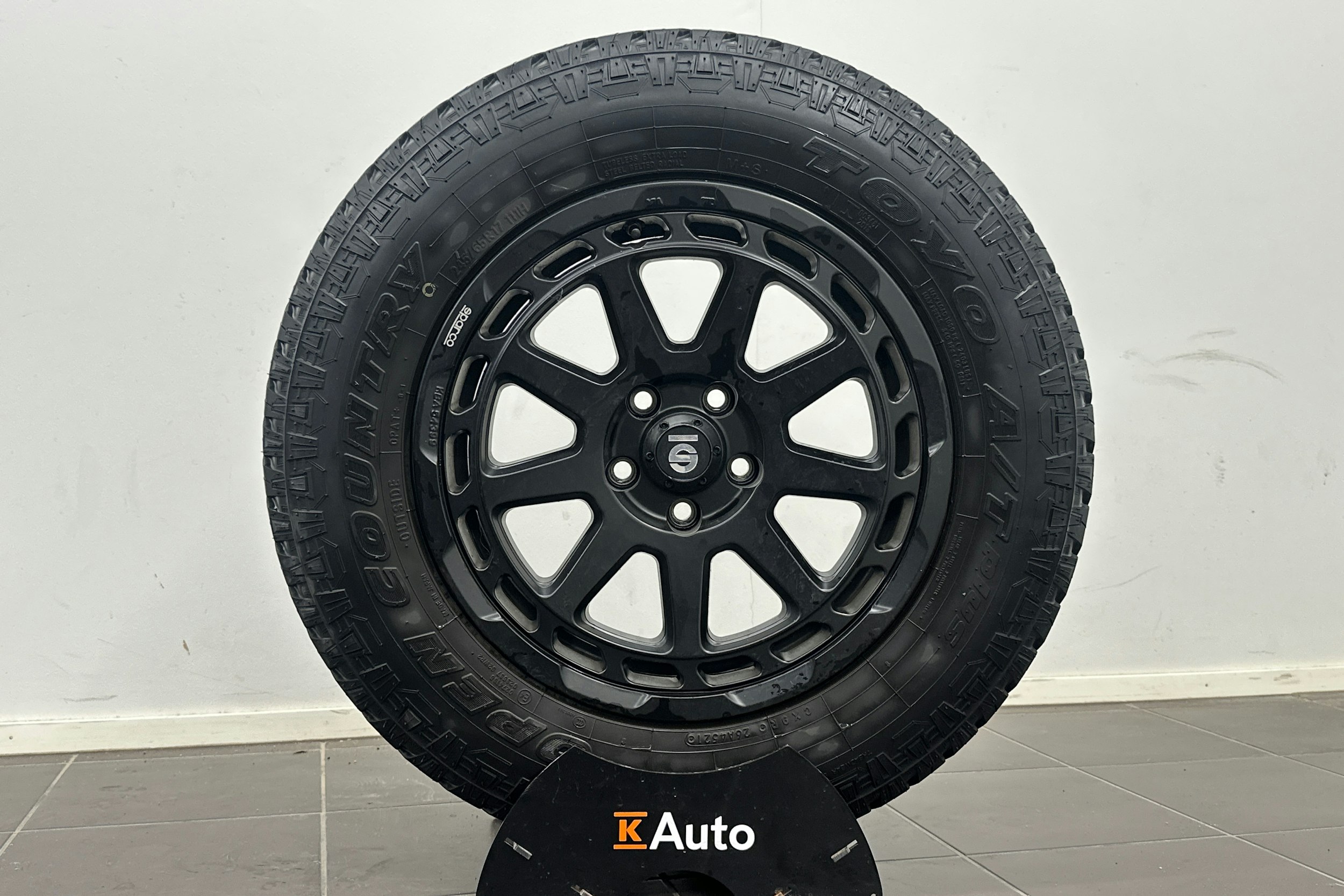 Hopea Toyota RAV4 2019 kuva 13.