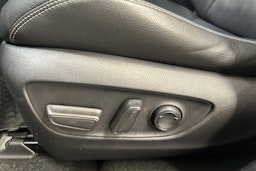 Hopea Toyota RAV4 2019 kuva 16.