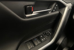 Hopea Toyota RAV4 2019 kuva 17.