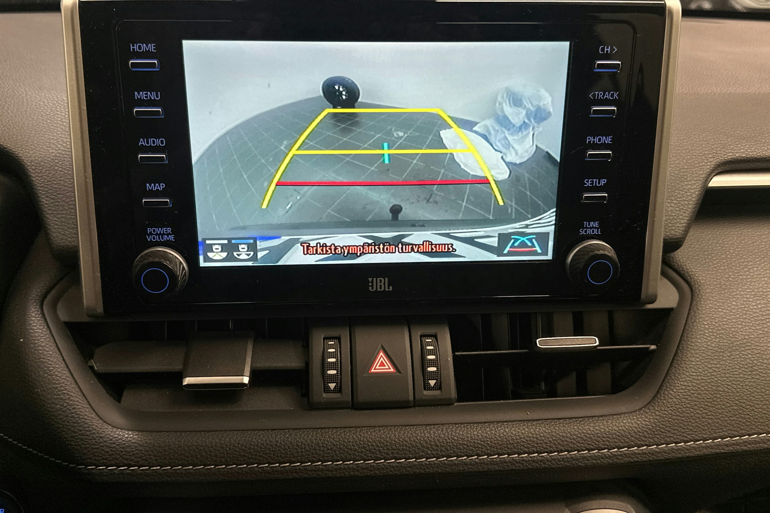 Hopea Toyota RAV4 2019 kuva 20.