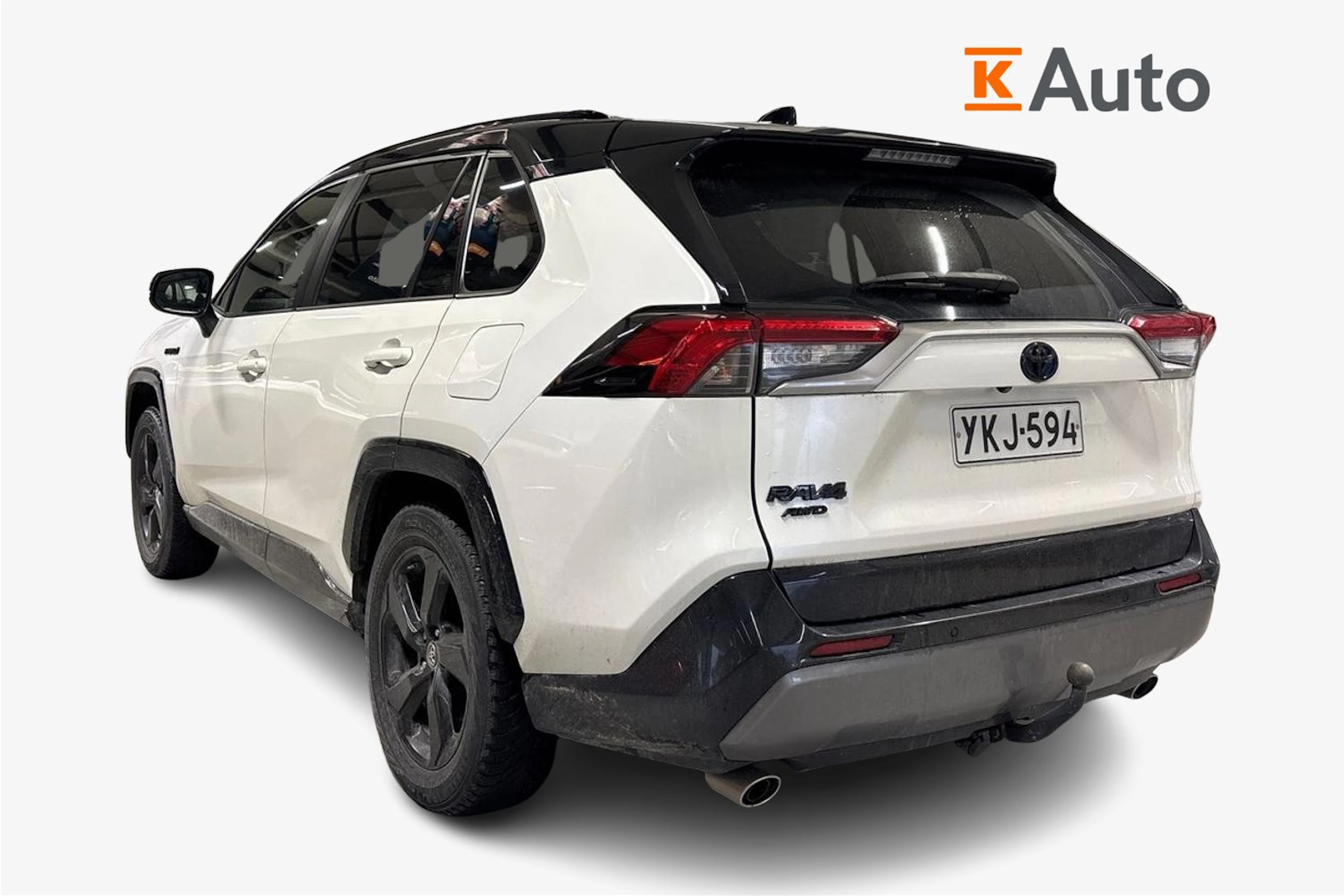 valkoinen Toyota RAV4 2019 kuva 2.