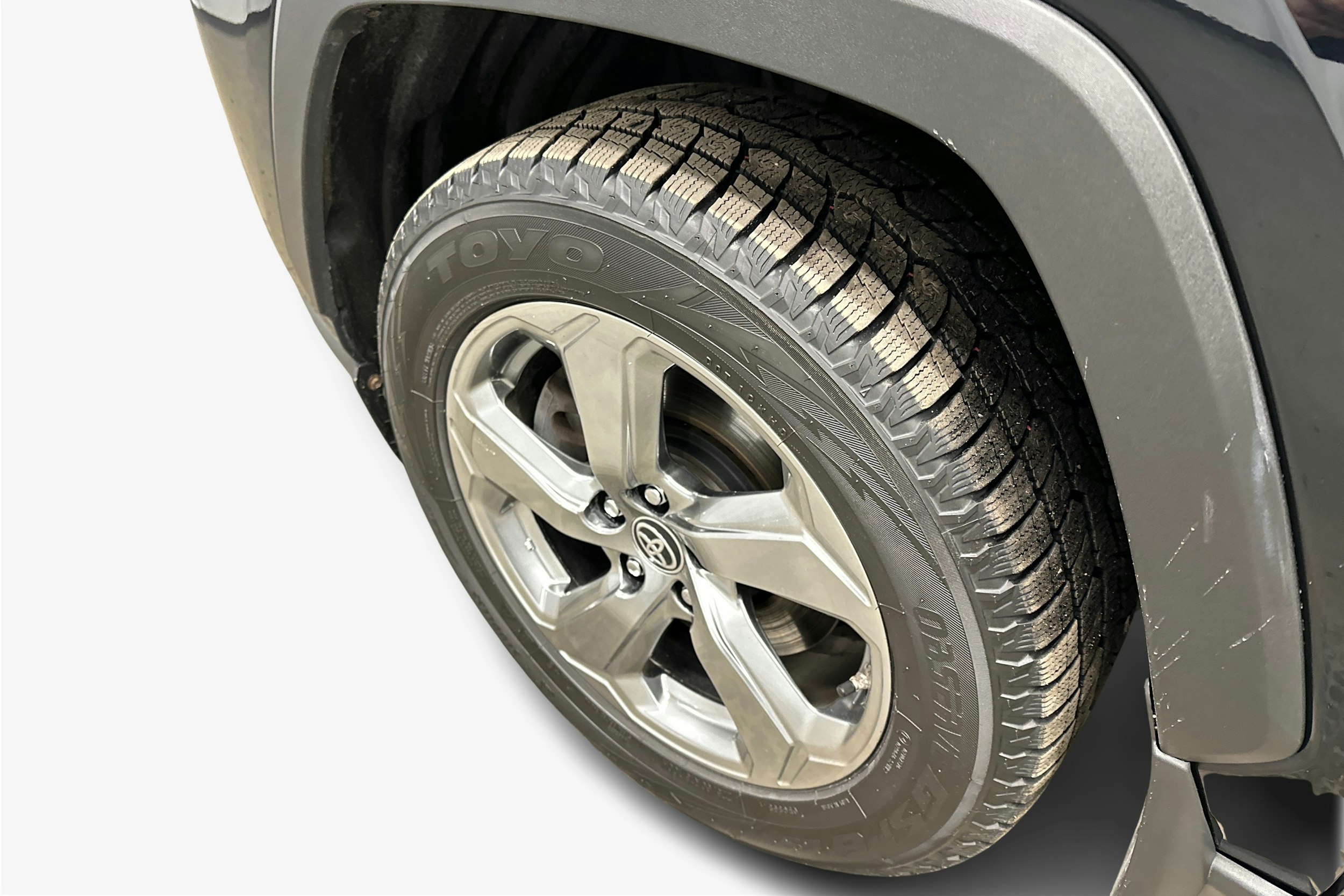 musta Toyota RAV4 2020 kuva 11.