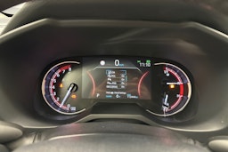 musta Toyota RAV4 2020 kuva 18.