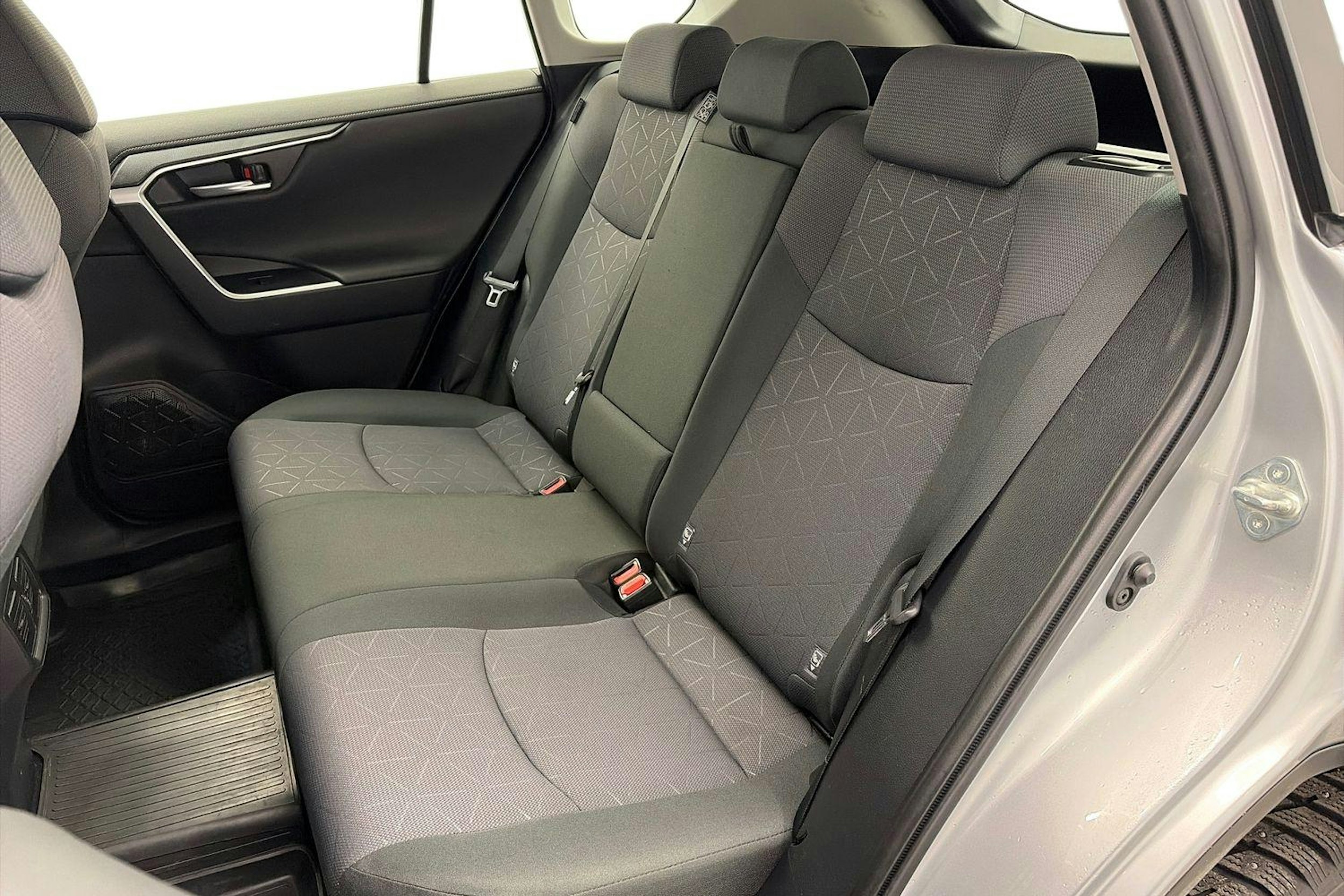 hopea Toyota RAV4 2020 kuva 8.