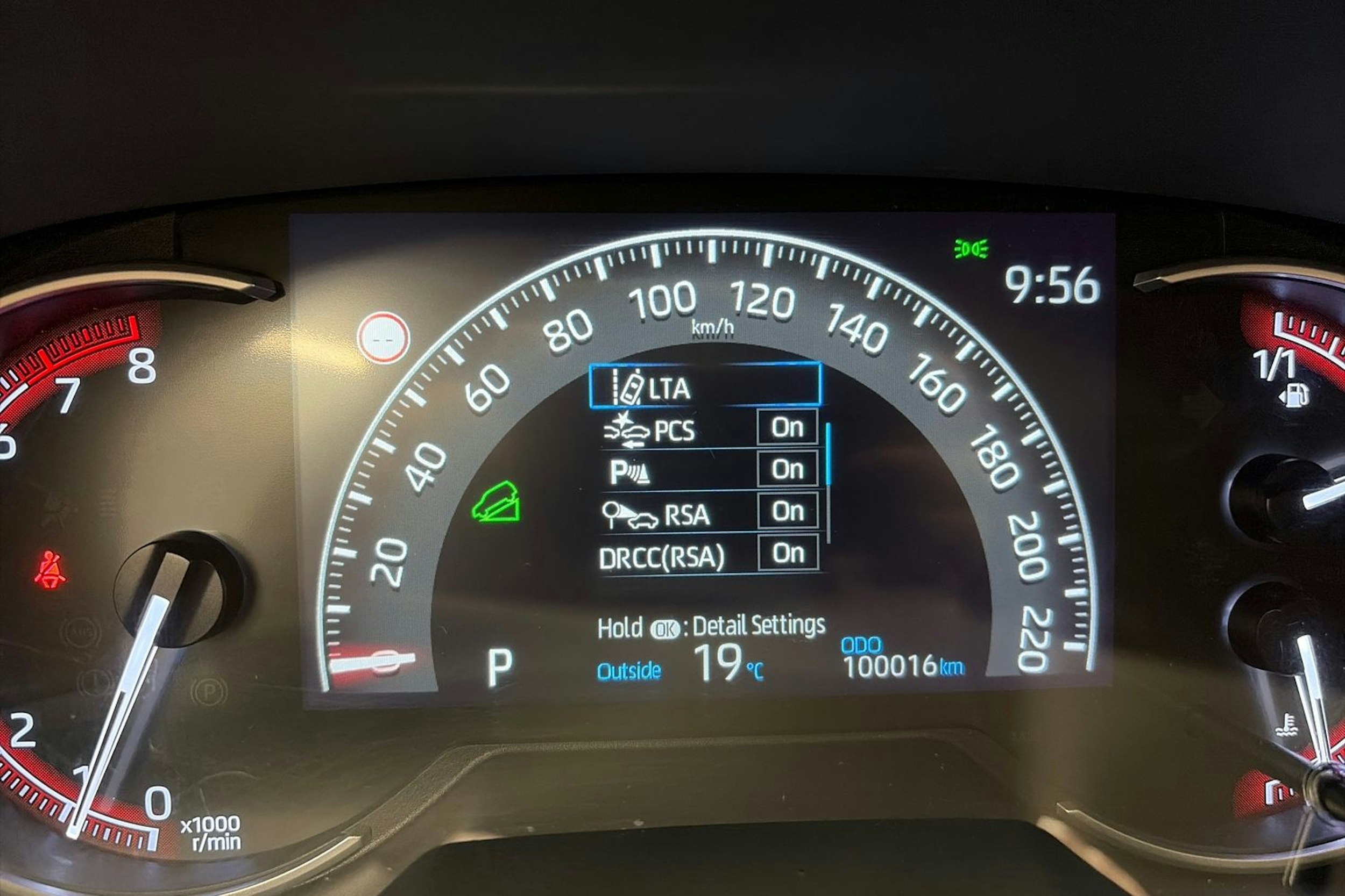 hopea Toyota RAV4 2020 kuva 20.