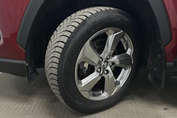 punainen Toyota RAV4 2020 kuva 10.